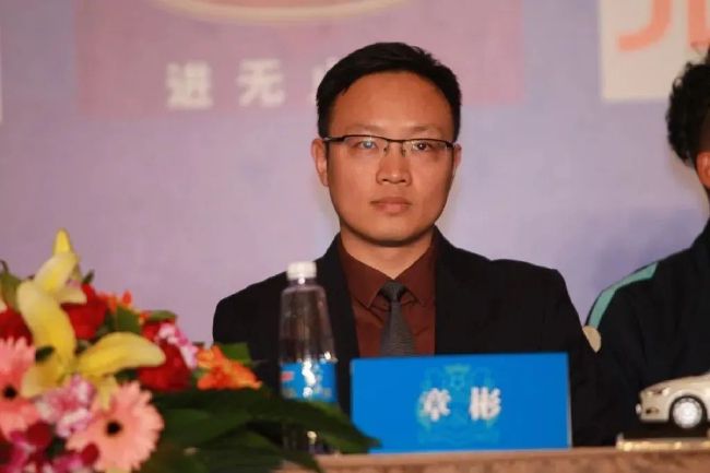 精品极品在线